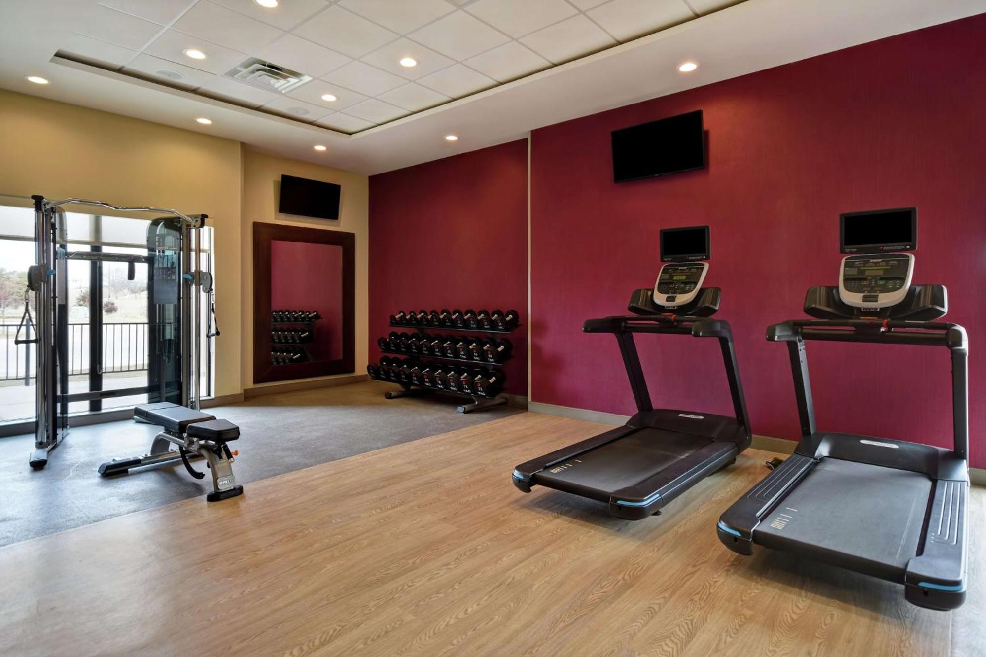 Home2 Suites By Hilton Wichita Northeast Bagian luar foto